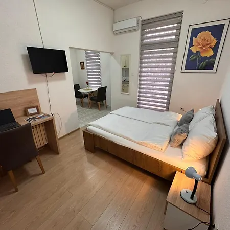 Seyda - 2 Minutes Walk To Bascarsija 3* Сараево